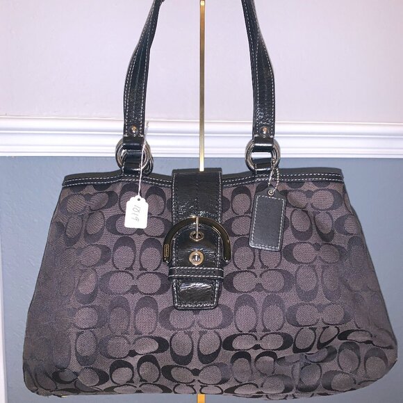 Coach Canvas Black Shoulder Bag - Picture 1 of 5
